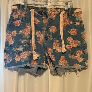 BiBi Floral Rope-Belt Denim Shorts in Blue and Pink